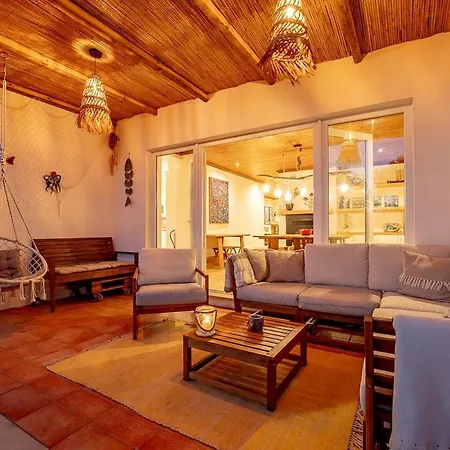 Villa Riaencontros- T4 Junto Ria E Pinhal *