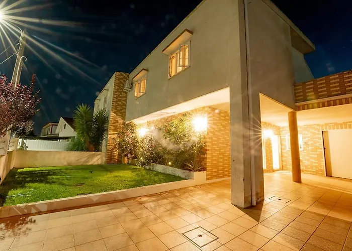 Riaencontros- T4 Junto Ria E Pinhal ヴィラ アヴェイロ